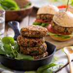 Veggie pulp burgers with lettuce and buns