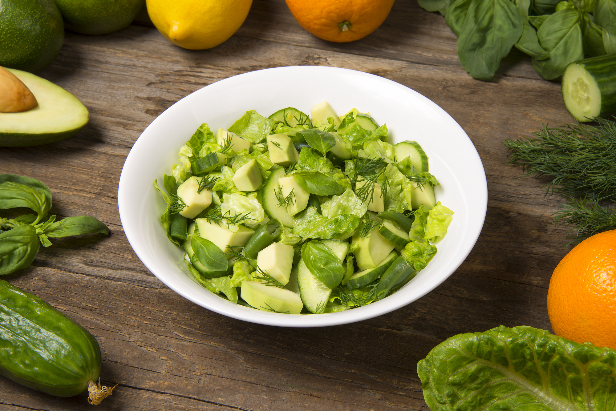 Cucumber and avocado salad with lime dressing