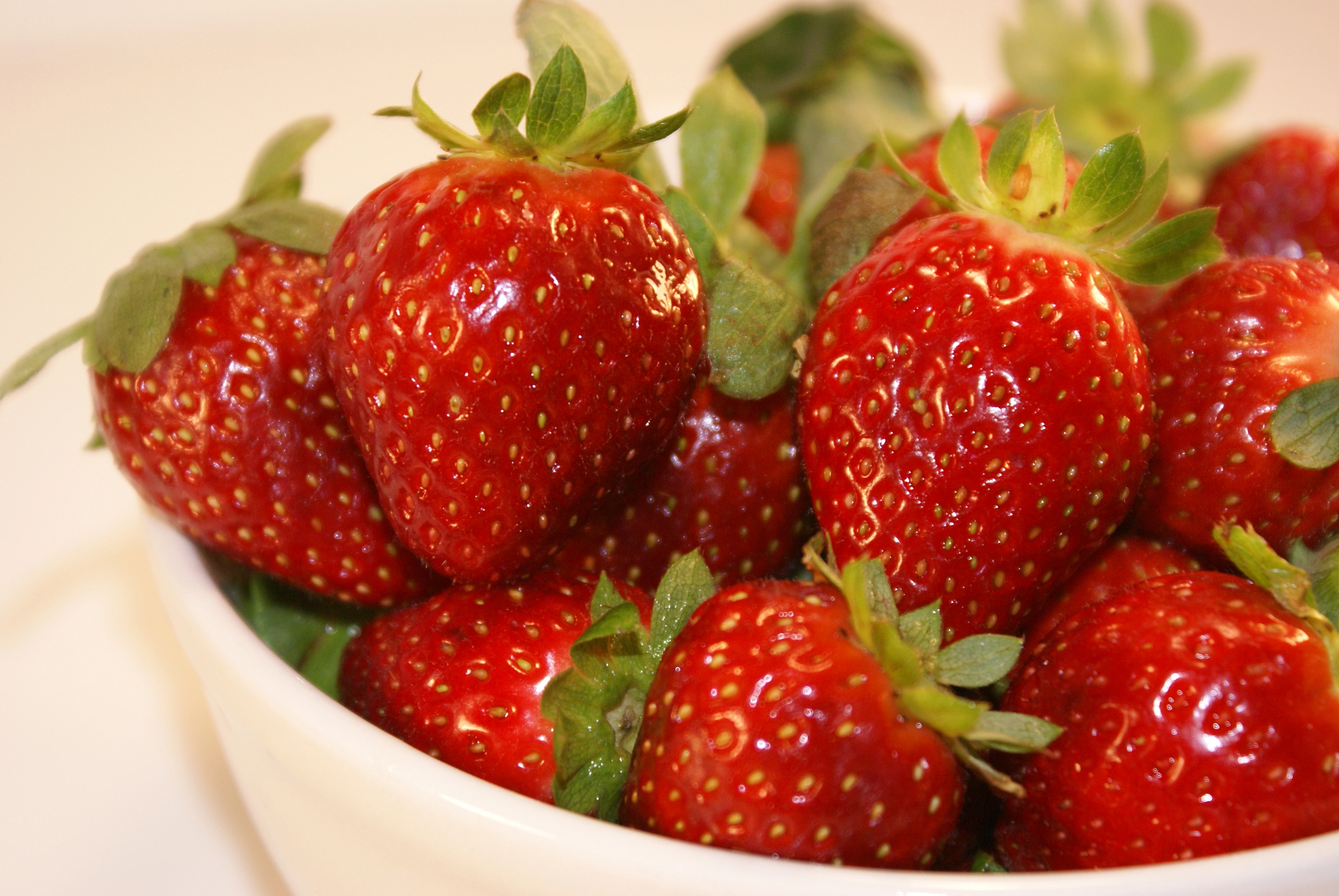 PIcked strawberries in a bowl